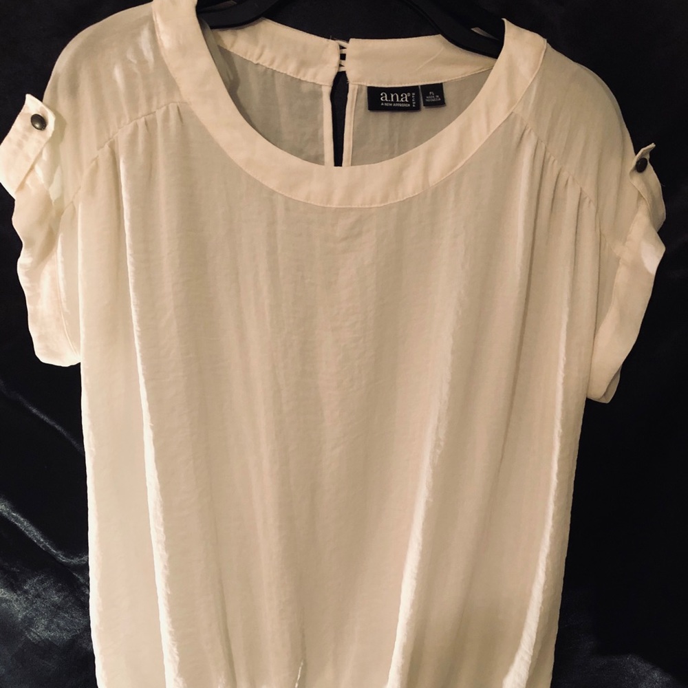 a.n.a. petite Blouse